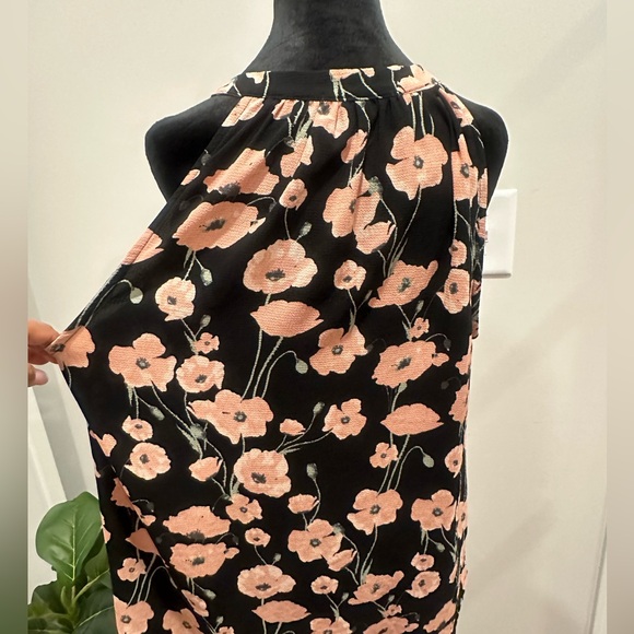 Lemon Tart XXL Floral Halter Blouse Plus Size Tassel Tie Front Black Pink - Picture 8 of 9